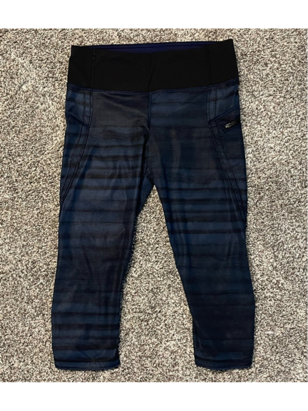 Lululemon Women’s Run: Top Speed Crop, Size 4, 17” Inseam, EUC